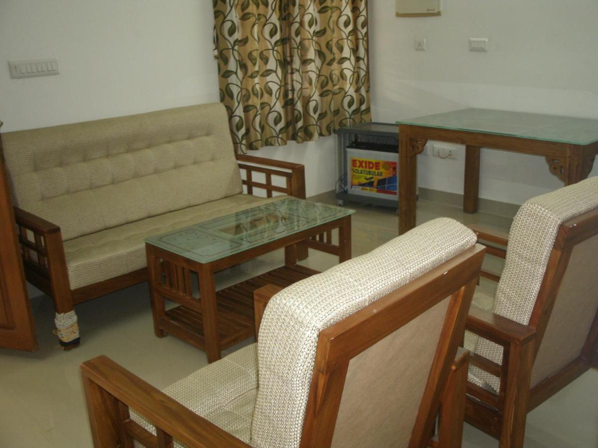 Jacaranda Holiday Home Kochi Exterior photo