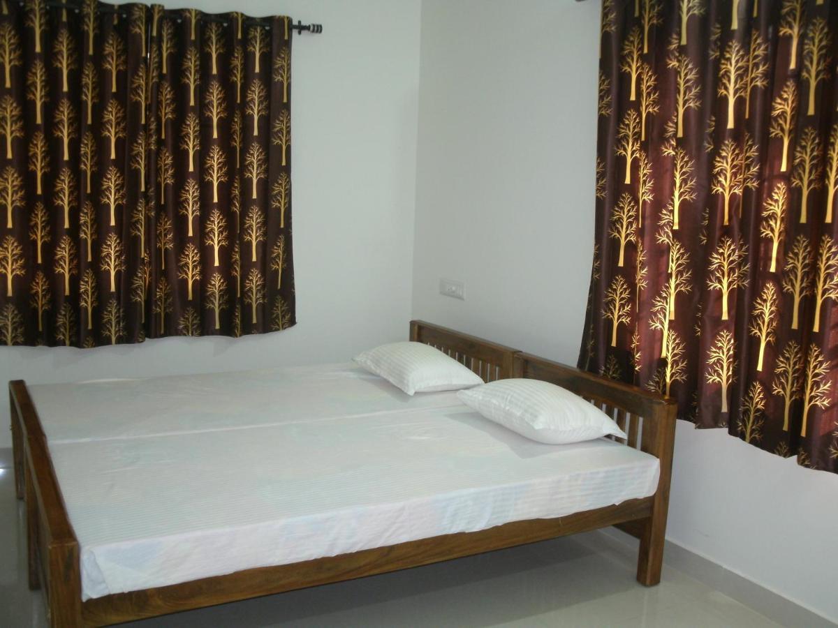 Jacaranda Holiday Home Kochi Exterior photo